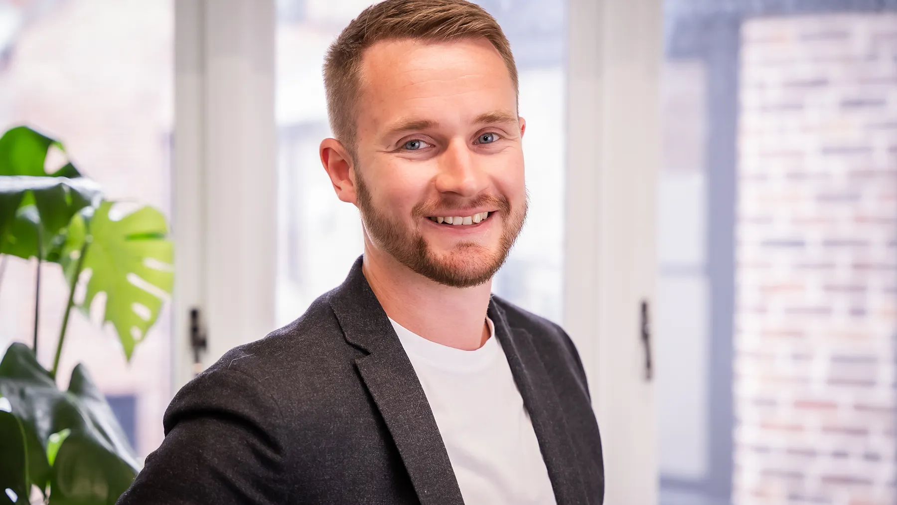 Louis howard director project and cost management 2